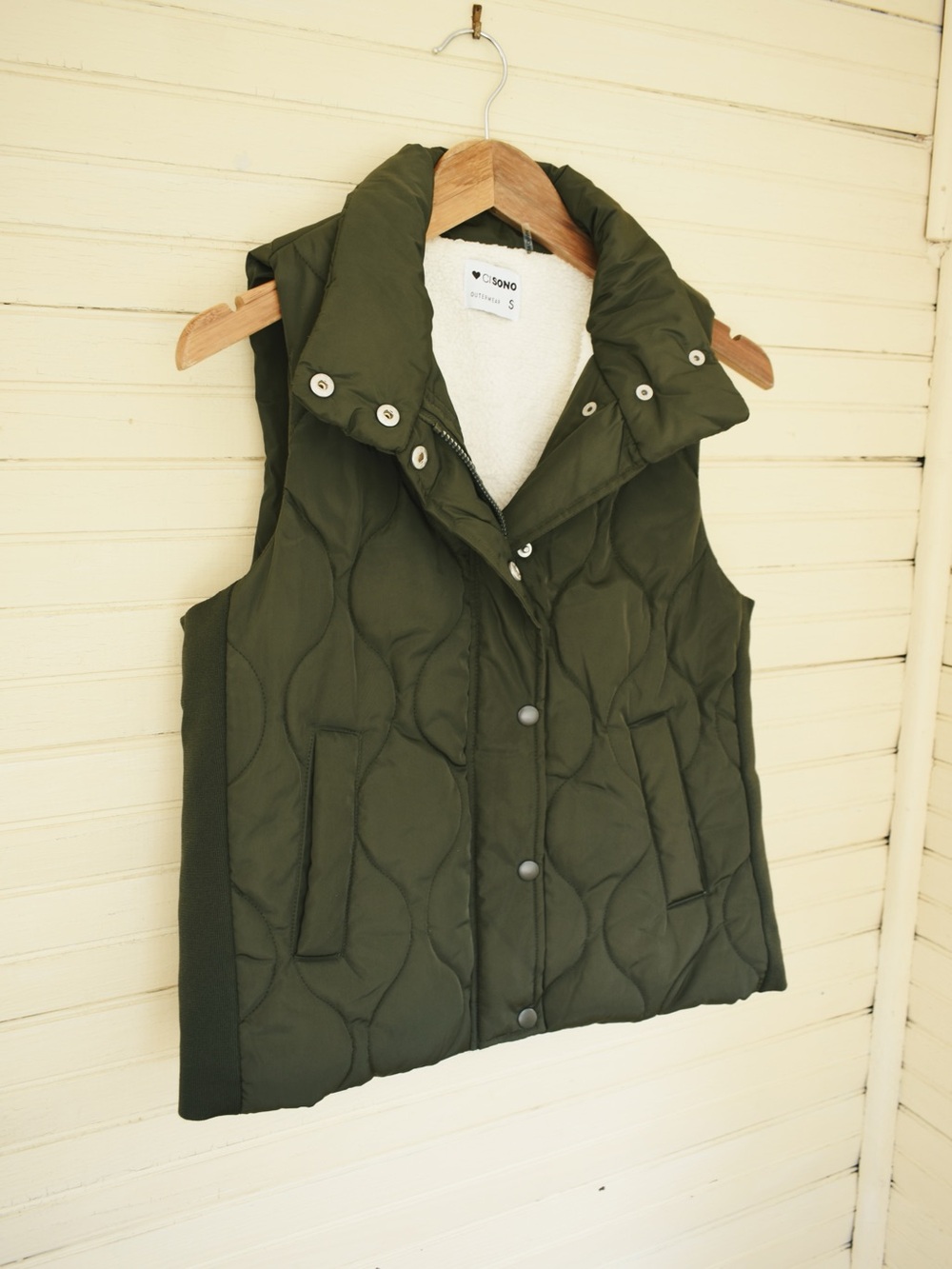 Ci Sono Olive Quilted Sherpa Lined Puffer Vest - NWOT